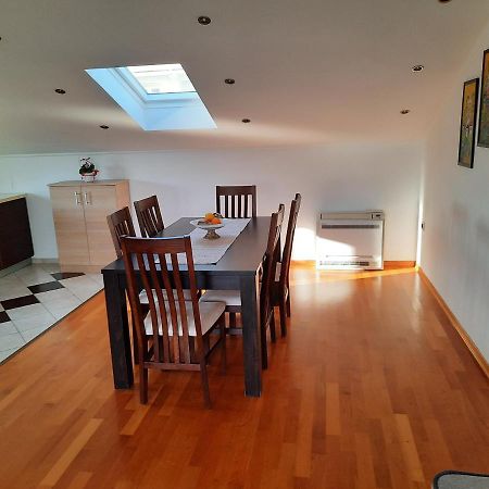 Apartman Martina Palit Buitenkant foto