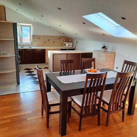 Apartman Martina Palit Buitenkant foto
