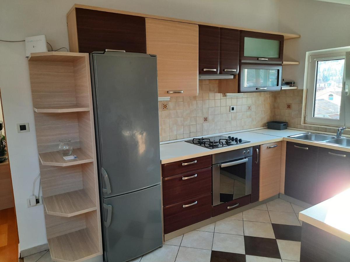 Apartman Martina Palit Buitenkant foto